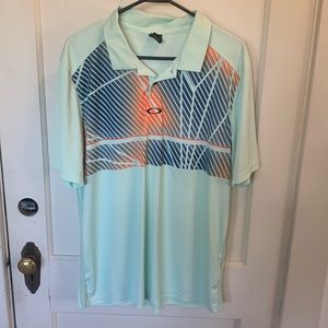 Men’s Oakley large sports collared shirt